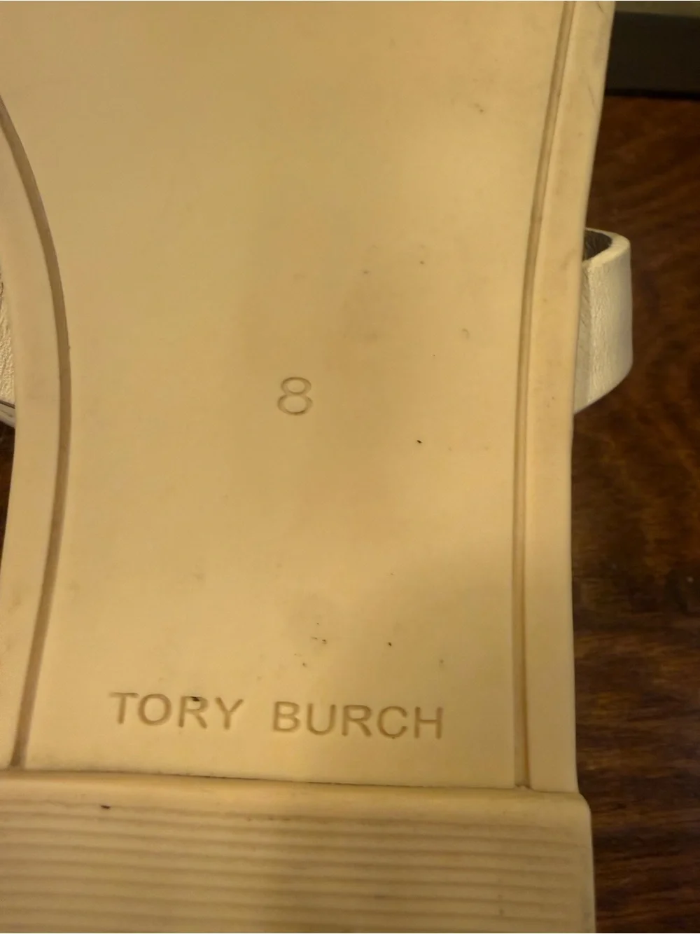 Tory Burch Miller Metal Cream Gold Leather Thong Sandals Size 8